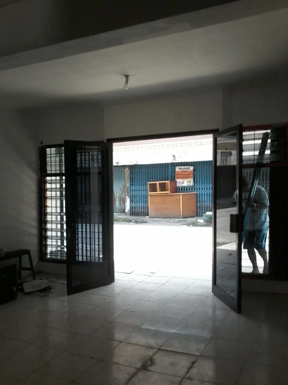Dijual/Disewakan Ruko Strategis di Jalan Ngagel Jaya Indah Surabaya Timur - Thumbnail 5