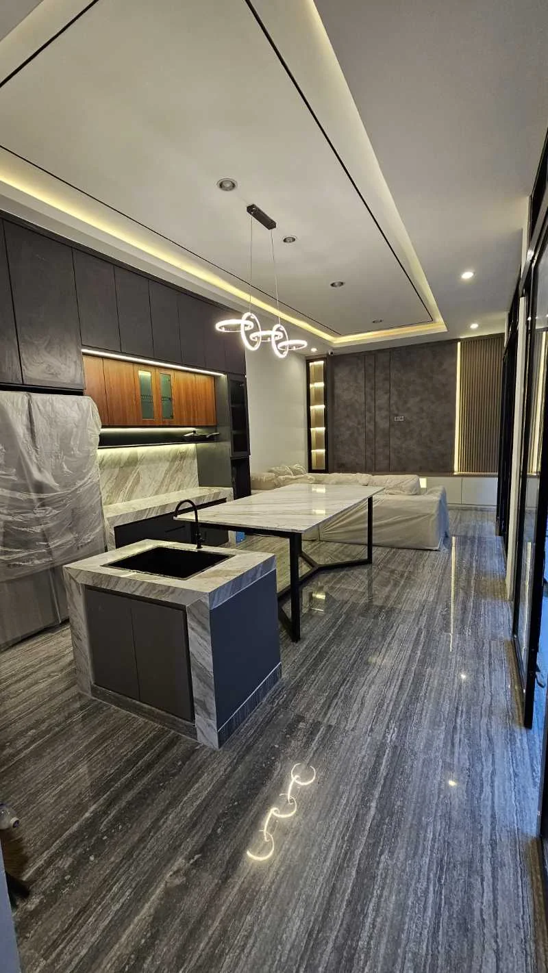 Dijual Rumah Mewah di Citraland Utama Surabaya Barat