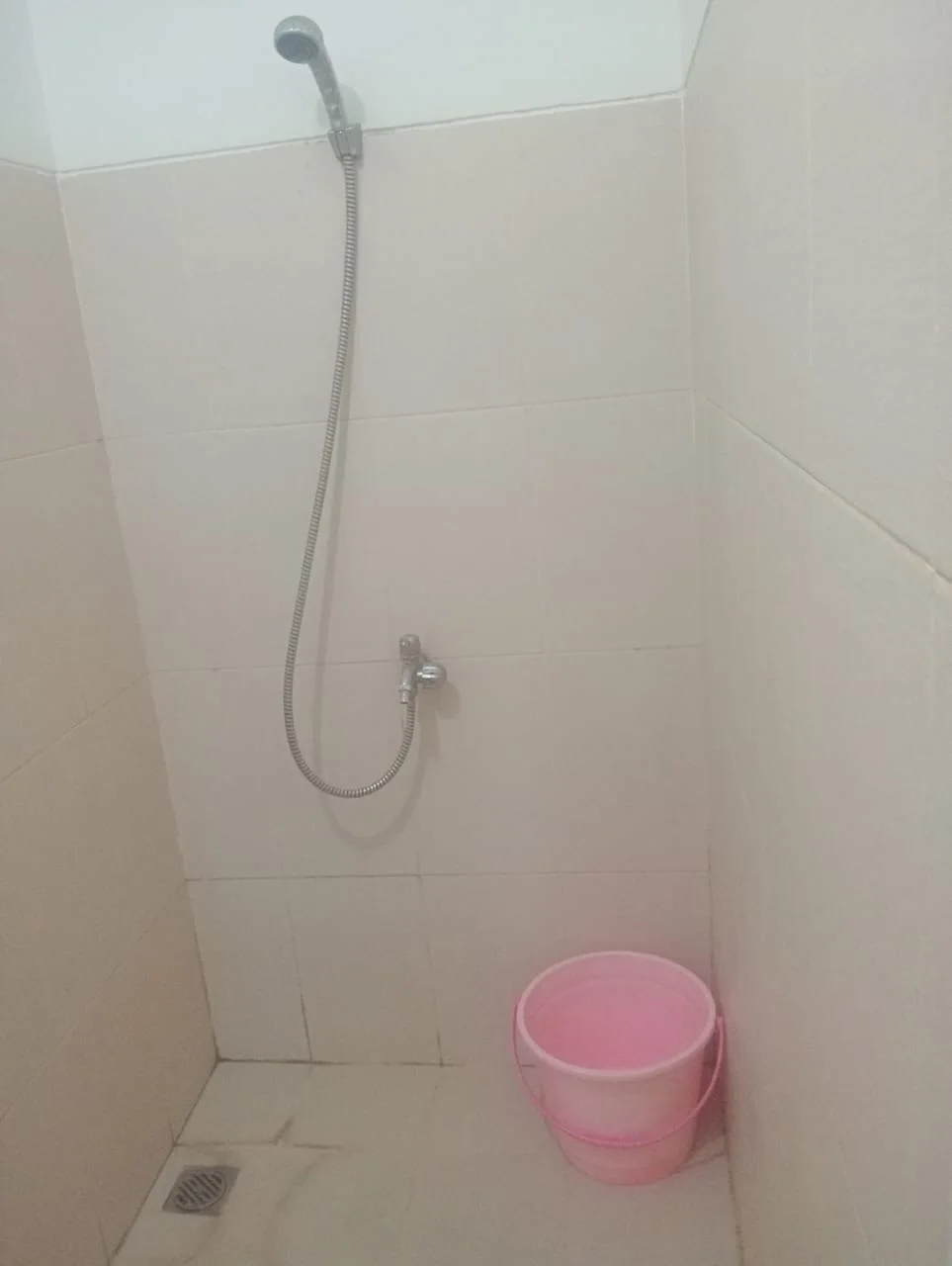 Dijual Apartemen Full Furnished Type Studio Siap Huni di Bale Hinggil Surabaya Timur - Thumbnail 3