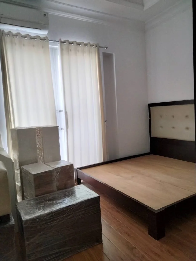 Disewakan Rumah Premium 2 Lantai South Emerald Mansion Citraland Surabaya Barat - Thumbnail 5