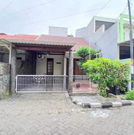 DIJUAL Rumah Murah dan Strategis di Perumahan Babatan Pratama Surabaya Barat