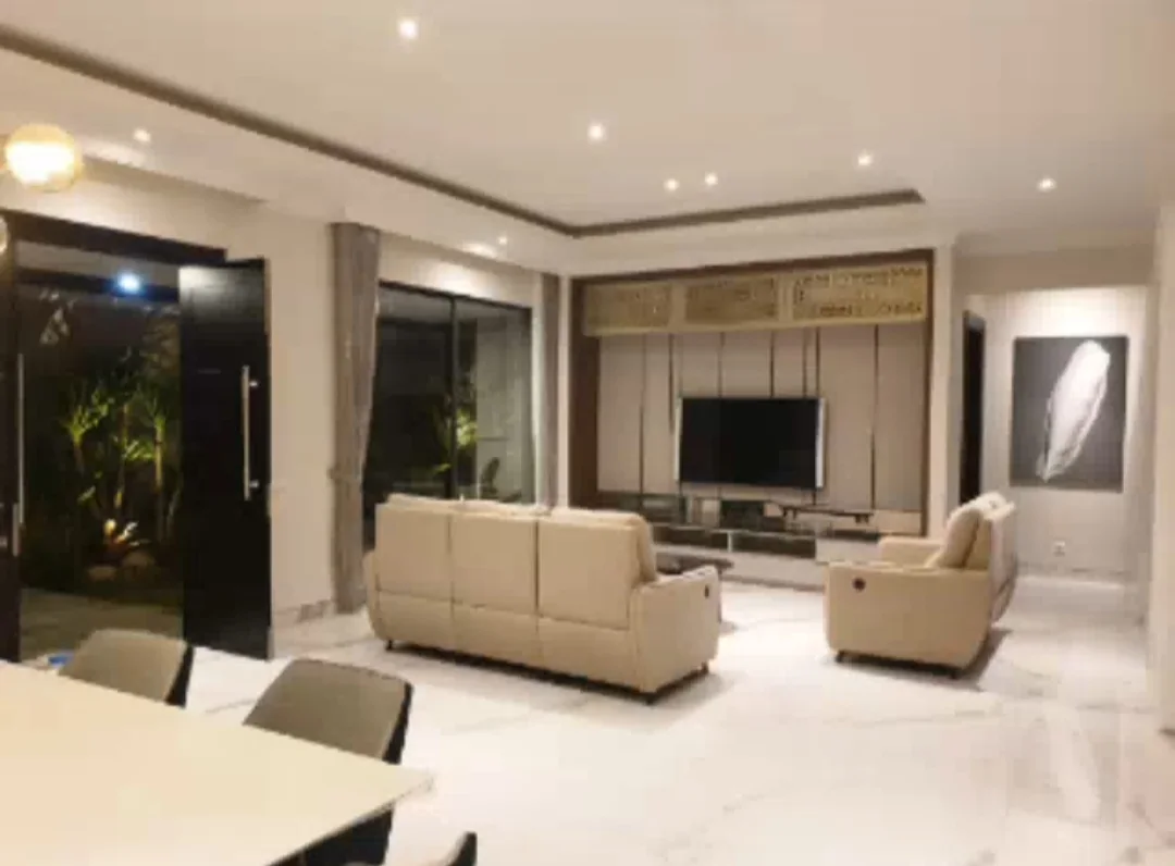 Dijual Rumah Furnish Murah Strategis Manyar Tirtoyoso Utara Surabaya Timur - Thumbnail 5