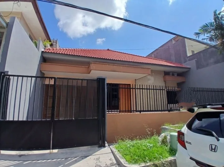 Dijual Rumah 1 Lantai Baru Murah Strategis Siap Huni Manyar Tirtomoyo Surabaya Timur