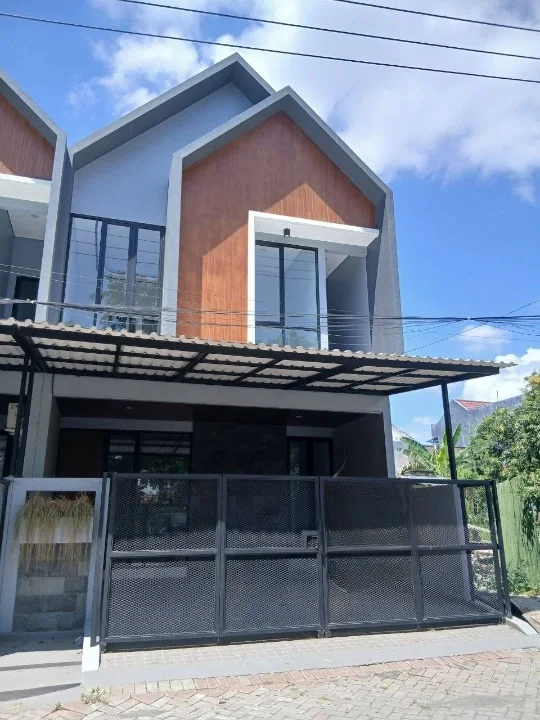 Dijual Rumah Baru Minimalis 2 Lantai Siap Huni di Manyar Tirtoyoso Utara Surabaya Timur - Thumbnail 2
