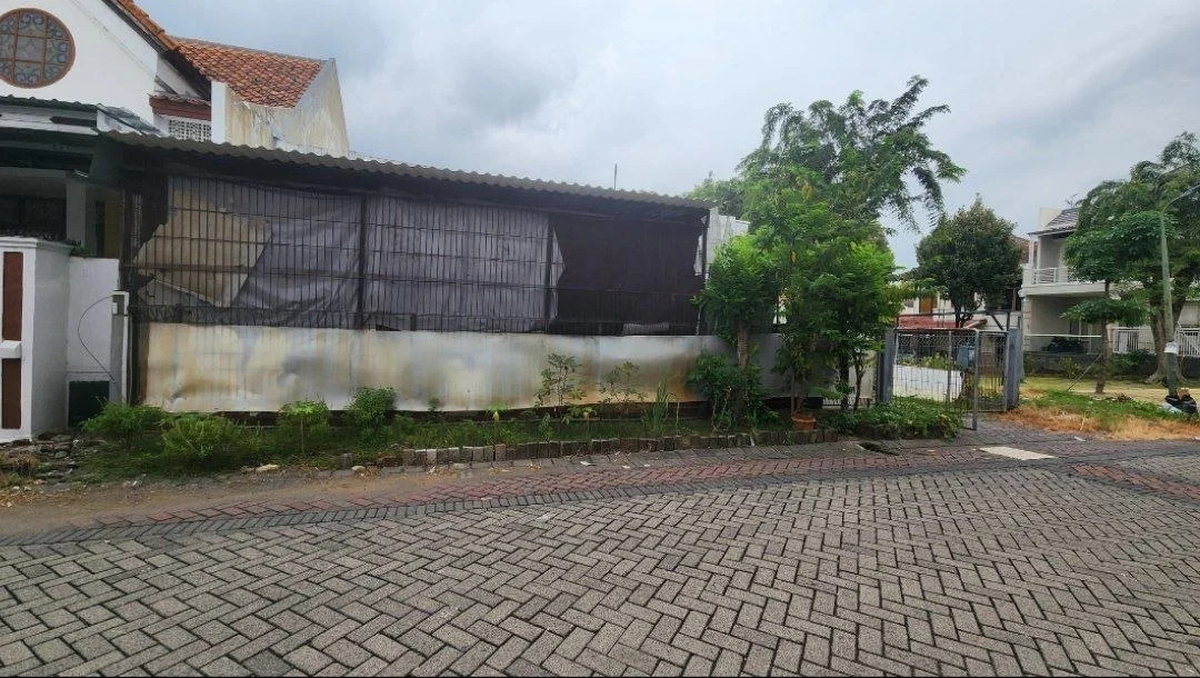 Disewakan Rumah Lokasi Strategis Puri Widya Kencana Citraland Surabaya Barat - Image 1