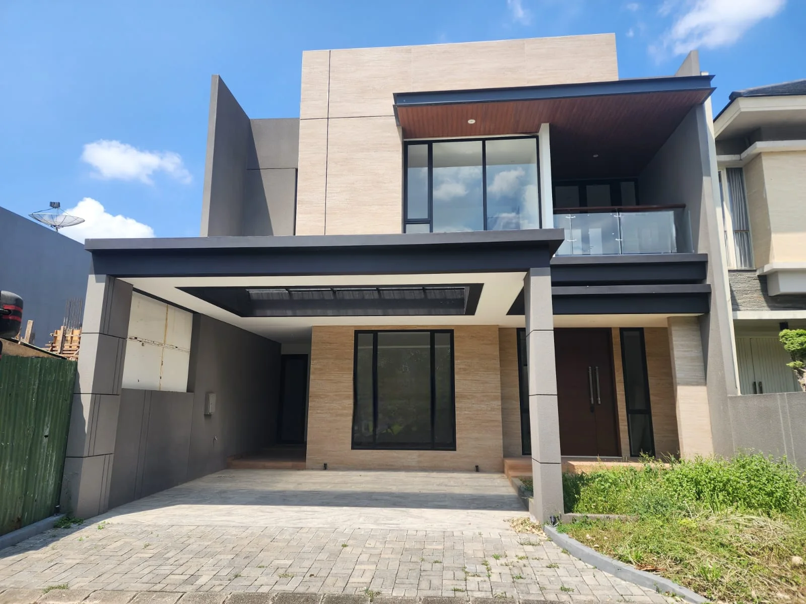 Dijual Rumah Baru Minimalis di Woodland Citraland Surabaya Barat