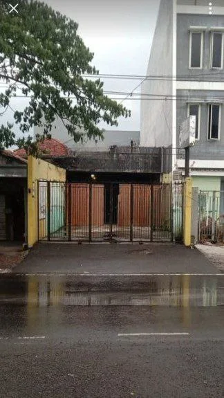 Dijual Ruko 1 Lantai Strategis Cocok Untuk Usaha di Jalan Raya Menganti Gresik