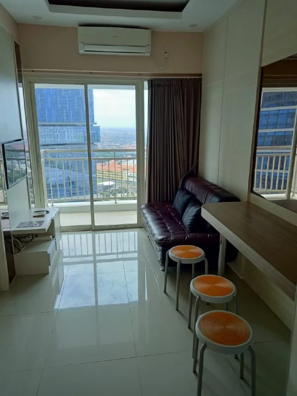Disewakan Apartement Tanglin Full Furnished View Pool dan City di Surabaya Barat - Image 1