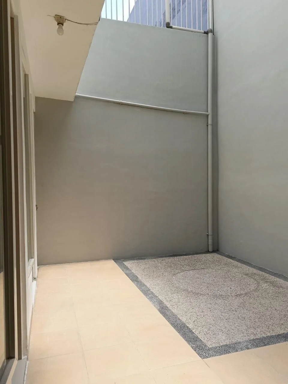 Dijual Rumah 2 Lantai di Perumahan Simpang Darmo Regency Surabaya Barat - Thumbnail 5