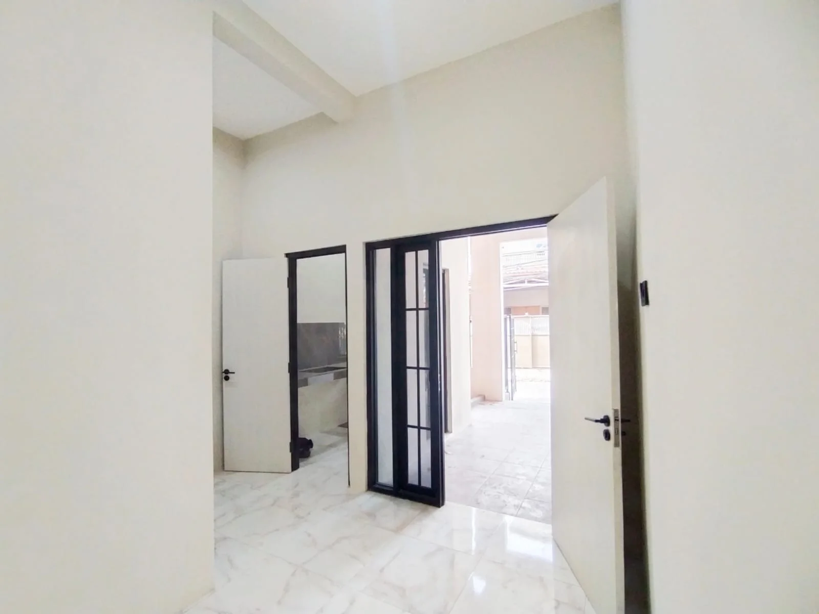 Dijual Rumah Baru Murah 2 lantai Di Bawah 1 M Pisces Surabaya Timur - Thumbnail 2