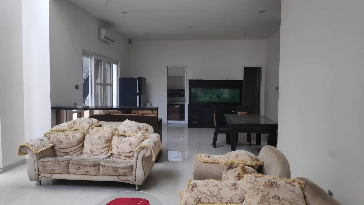 Dijual Rumah Mewah Hook di Pakuwon City Surabaya Timur - Thumbnail 2