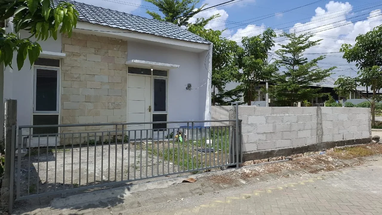 Dijual Rumah Hook Minimalis di Perumahan Grand Kedamean Regency Gresik