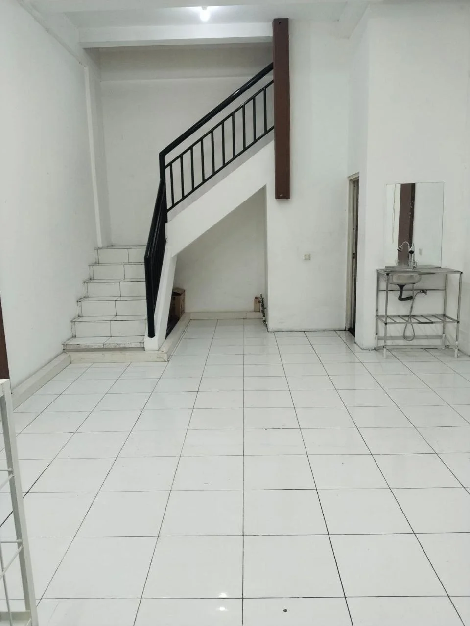 Jual Ruko 2 Lantai Lokasi Komersial G Walk Strategis Citraland Surabaya Barat - Thumbnail 3