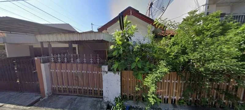 Dijual Rumah Strategis di Lebak Arum Surabaya Timur