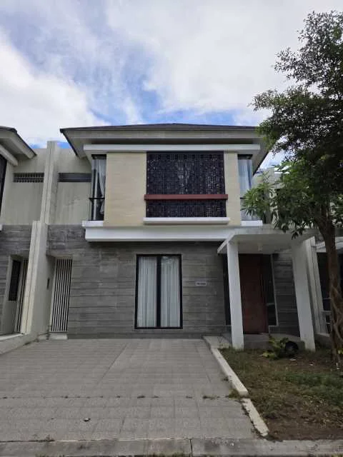 Dijual Rumah Lake View di Northwest Lake Citraland Surabaya Barat - Thumbnail 8