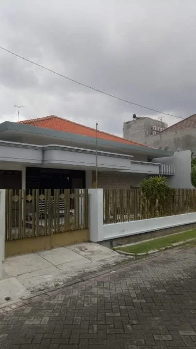 Jual Rumah 1 Lantai Siap Huni Manyar Tirtoasri Surabaya