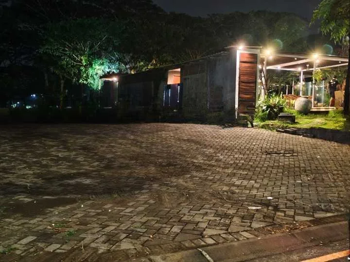 Disewakan Tanah Komersial Area Luas Strategis di Bukit Telaga Golf Citraland Surabaya Barat - Thumbnail 2