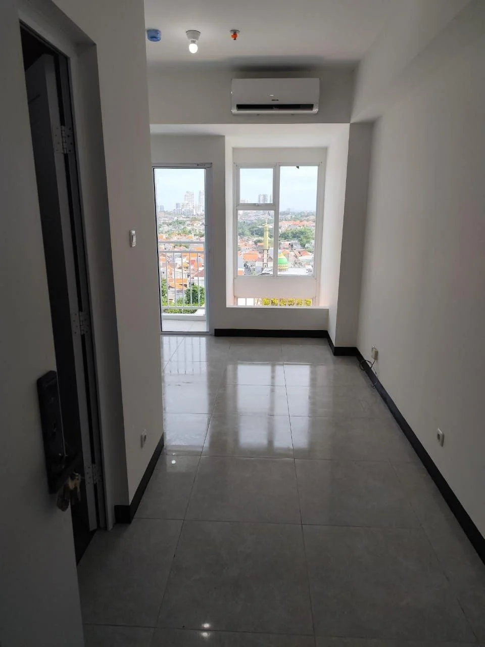 Dijual Apartement Westown View Baru Siap Huni di Jalan Raya Menganti Karangan Babatan Surabaya Barat - Thumbnail 4