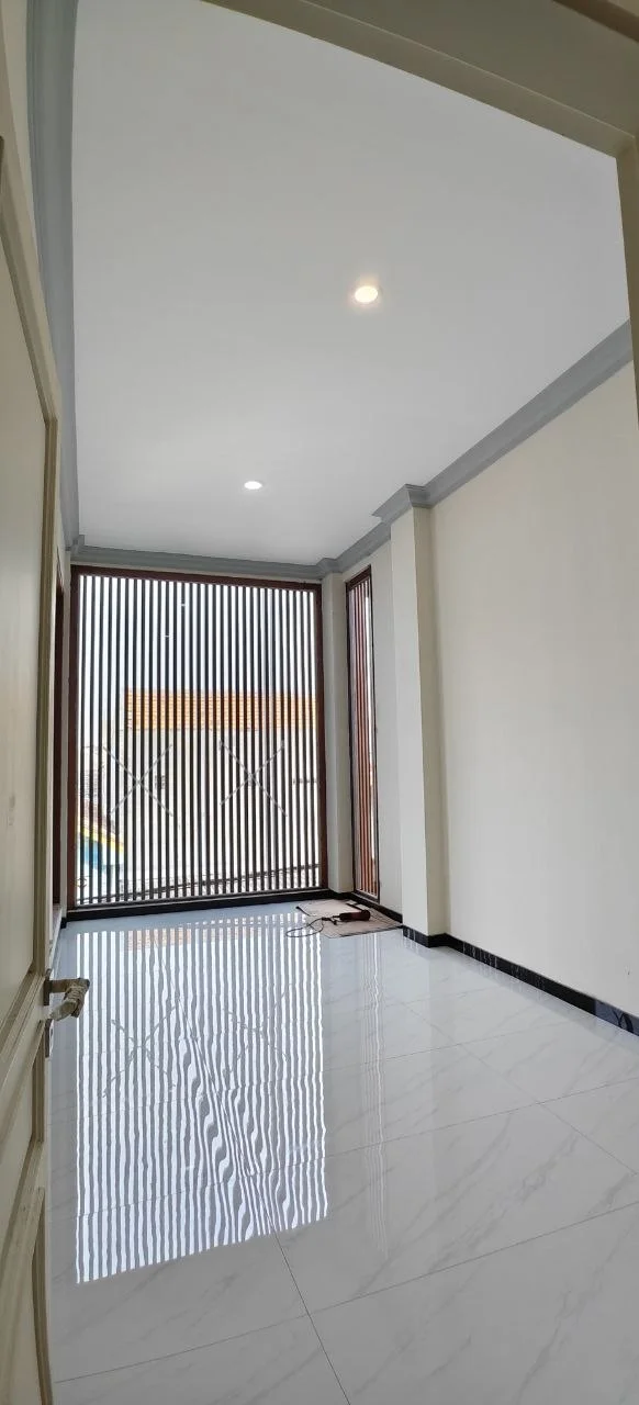 Dijual Rumah Baru Mewah 2 Lantai Siap Huni di Jalan Manukan Indah Surabaya Barat - Thumbnail 7