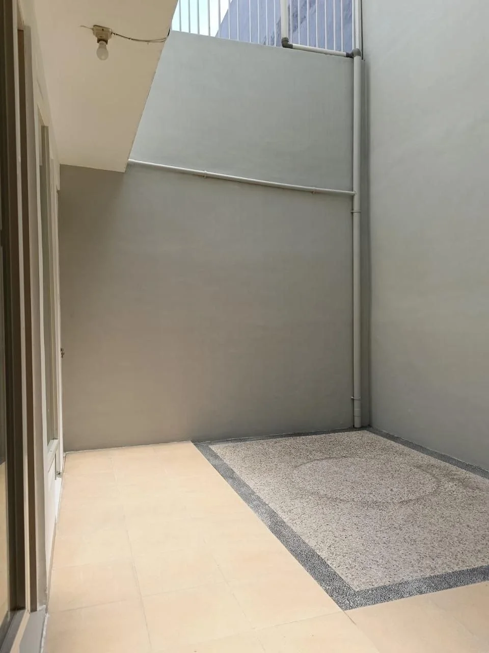 Dijual Rumah 2 Lantai di Perumahan Simpang Darmo Regency Surabaya Barat - Thumbnail 7
