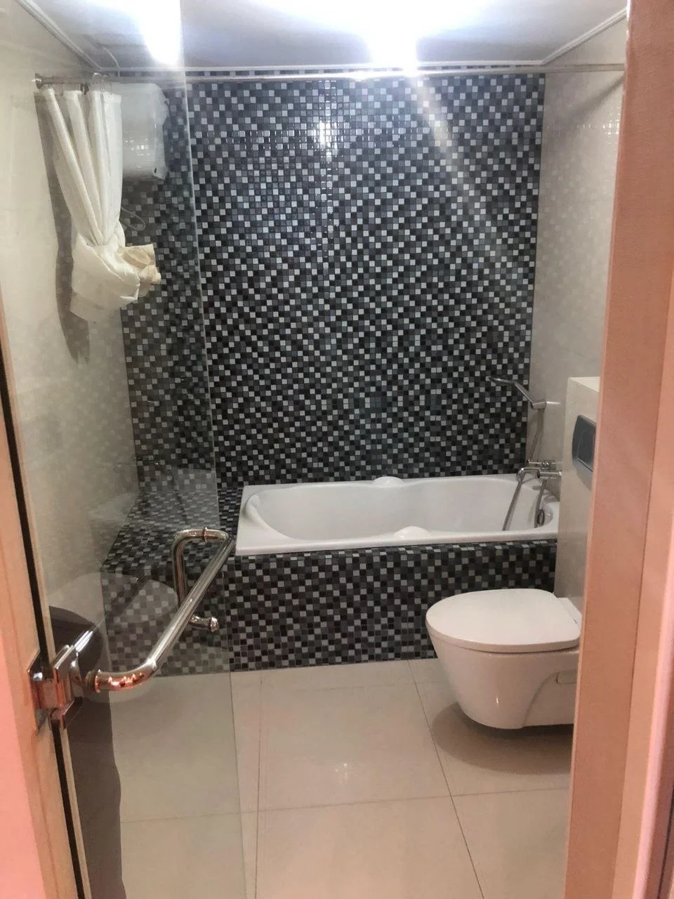 Disewakan Apartemen Full Furnished di Ciputra World The Vue Surabaya Barat - Thumbnail 3