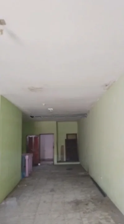 Disewakan Ruko Strategis 2 Lantai Cocok Untuk Usaha di Jalan Raya Kalibutuh Surabaya Pusat - Thumbnail 3