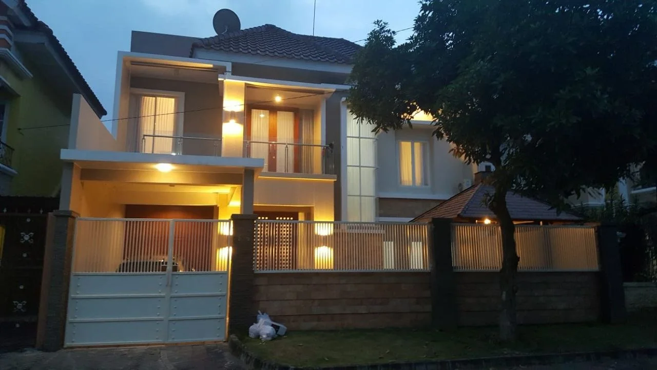 Dijual Rumah 2 Lantai Siap Huni di Perumahan Puri Safira Regency Gresik - Thumbnail 3