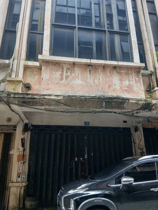 Dijual/Disewakan Ruko Megah Atom Surabaya Pusat - Image 1