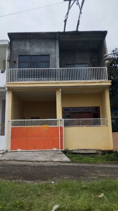 Dijual Rumah 2 Tingkat Siap Huni di Perumahan Saptoraya Pakis Malang