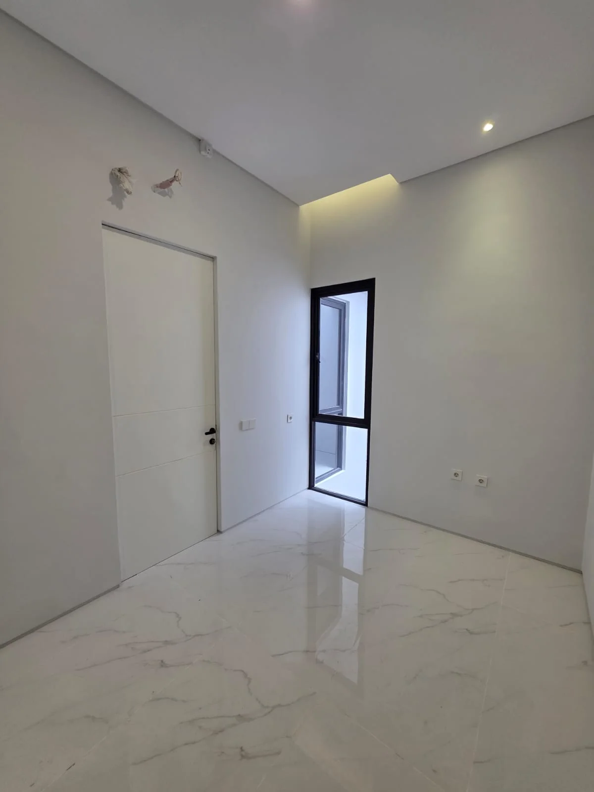 Dijual Rumah Modern Minimalis Premium Merr Surabaya Timur - Thumbnail 3