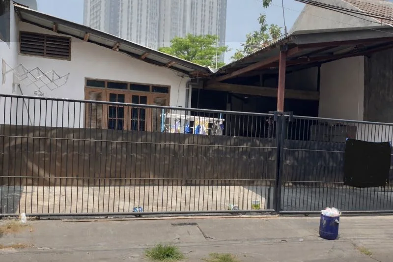 Dijual Rumah Lokasi Strategis Hadap Utara Lokasi Semampir Tengah Surabaya Timur