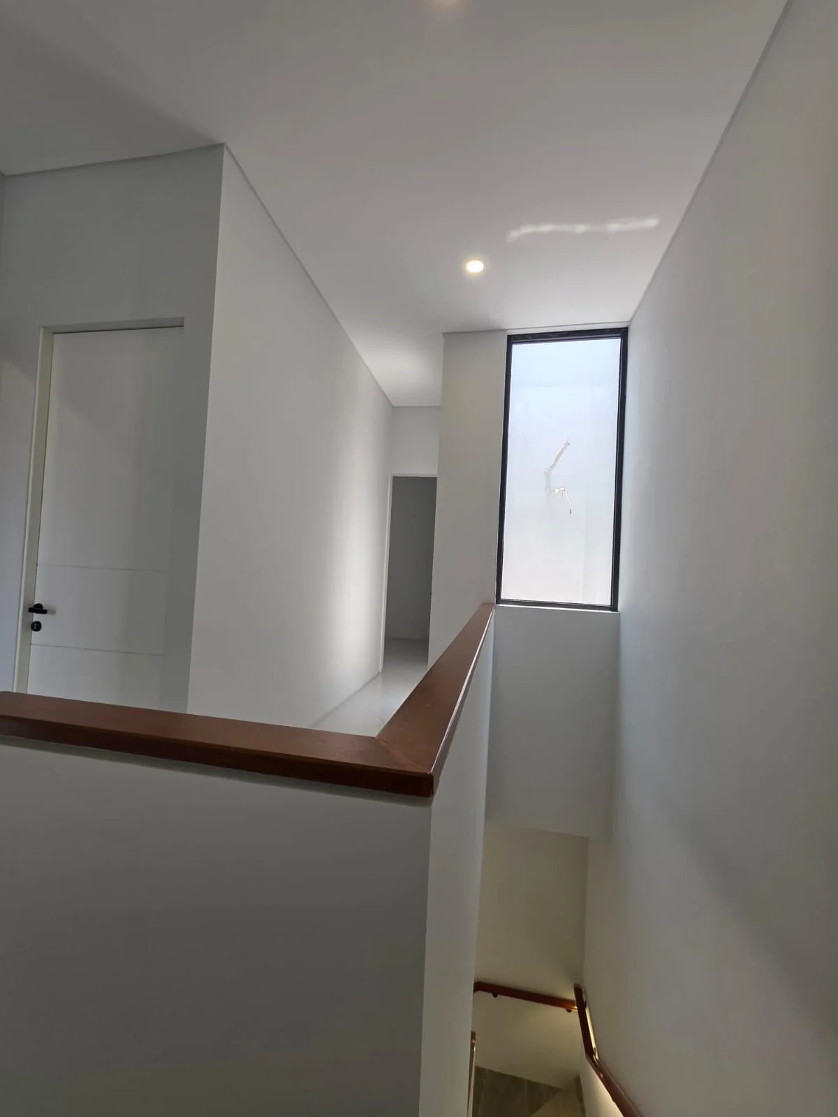 DIJUAL RUMAH MODERN MINIMALIS SUTOREJO PRIMA INDAH UTARA