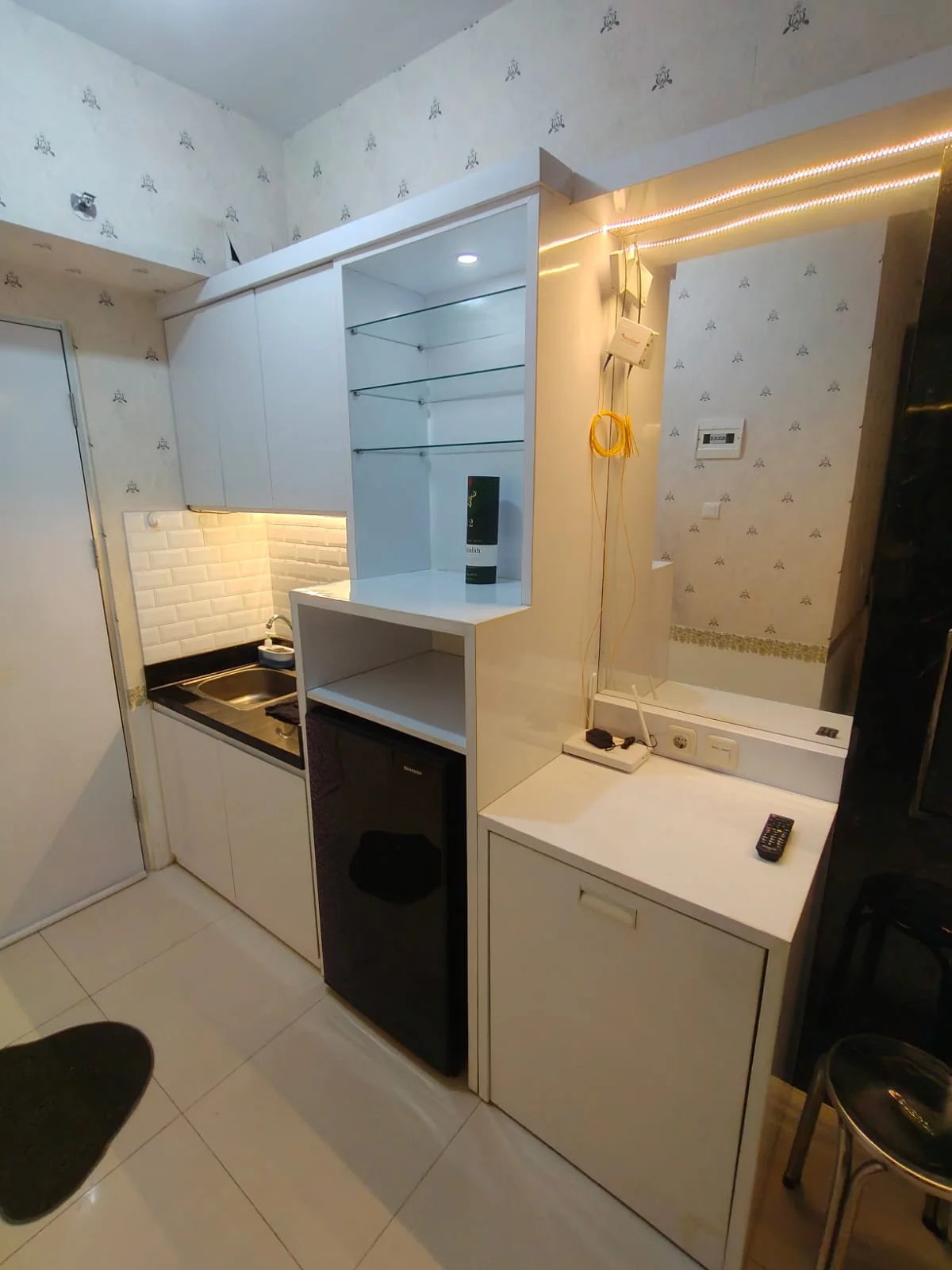Dijual Apartemen Murah Full Furnish 1 BR di Gunawangsa Tidar Surabaya Pusat - Thumbnail 3