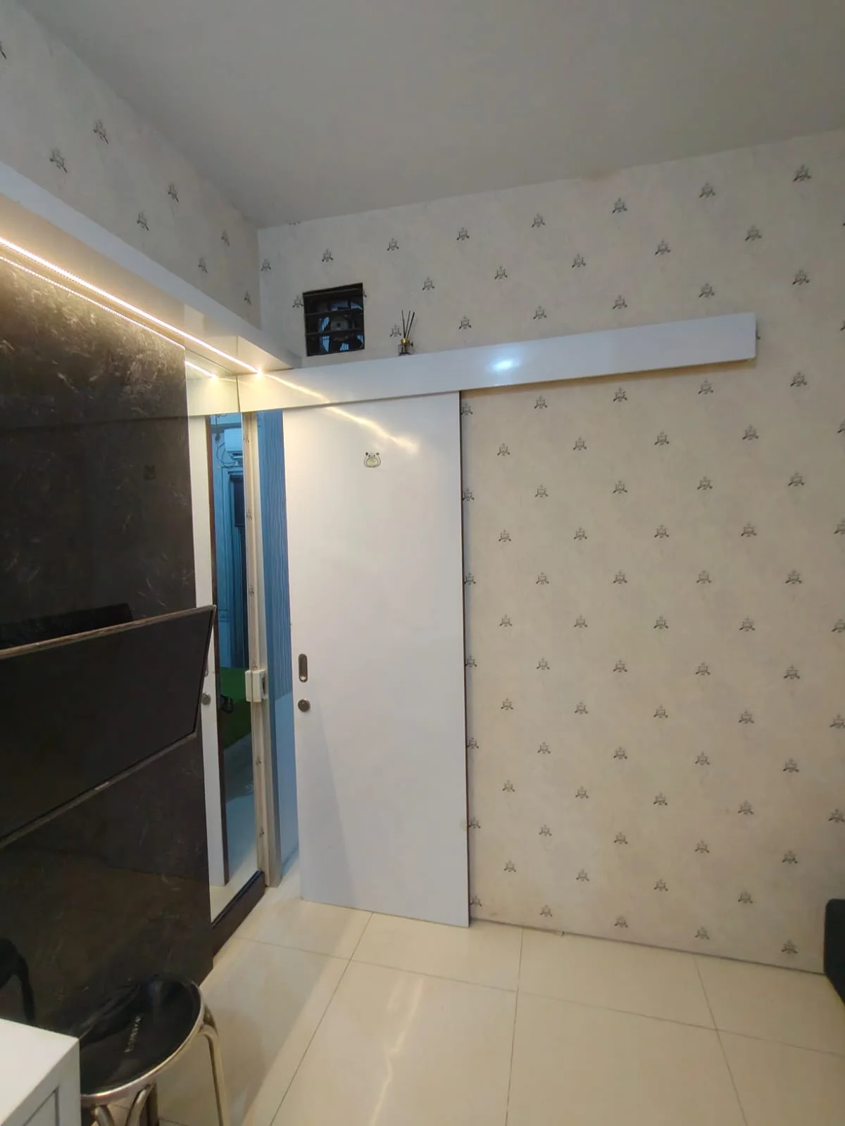 Dijual Apartemen Murah Full Furnish 1 BR di Gunawangsa Tidar Surabaya Pusat - Thumbnail 5