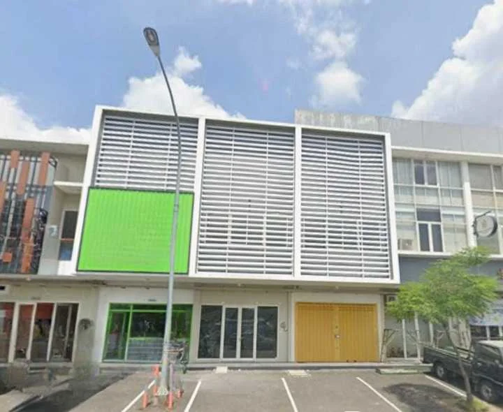 Disewakan Ruko Strategis 2 Lantai Cocok Untuk Usaha di Kawasan Palma Galeria Surabaya Barat - Image 1