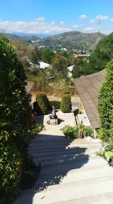 Dijual Ex Hotel Strategis Siap Huni di Jalan Raya Alo Tanis Puncak Waringin Labuan Bajo Nusa Tenggara Timur - Thumbnail 5