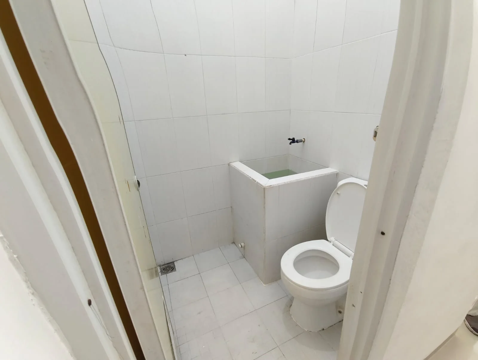 Dijual Rumah Strategis Dekat Kampus di Griya Amerta Surabaya Timur (bbaa) - Thumbnail 6