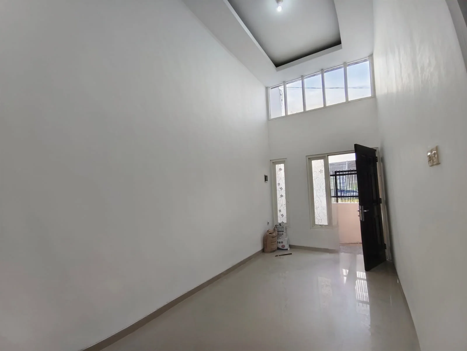 Dijual Rumah Strategis Dekat Kampus di Griya Amerta Surabaya Timur (bbaa) - Thumbnail 7