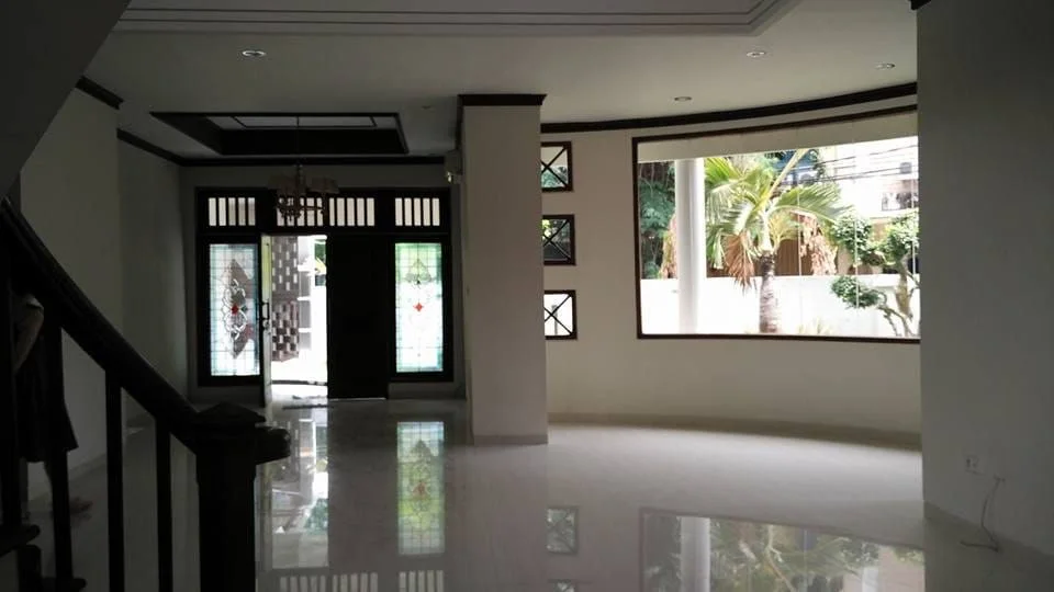 Dijual Rumah Mewah Luas Siap Huni di Wilayah Margorejo Indah Surabaya Selatan - Thumbnail 2