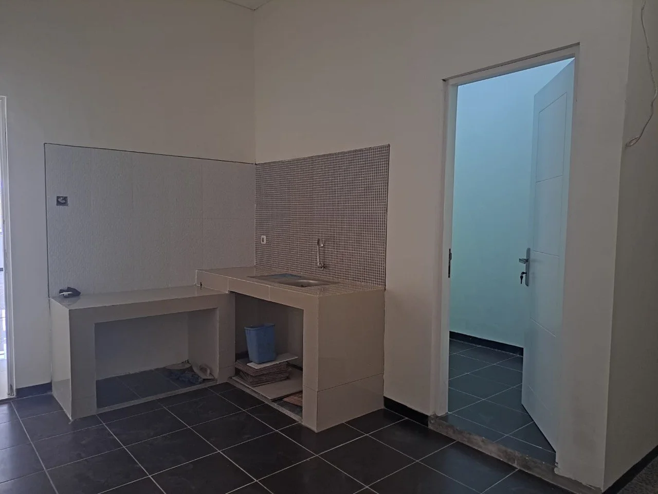 Dijual Rumah Baru Gress 2 Lantai Minimalis Harga Dibawah 2M di Wilayah Mulyosari BPD Surabaya Timur - Thumbnail 7