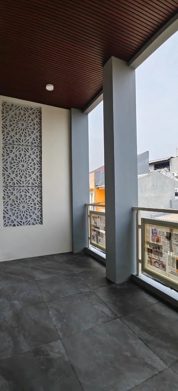 Dijual Rumah Baru Mewah 2 Lantai Siap Huni di Jalan Manukan Indah Surabaya Barat - Thumbnail 5