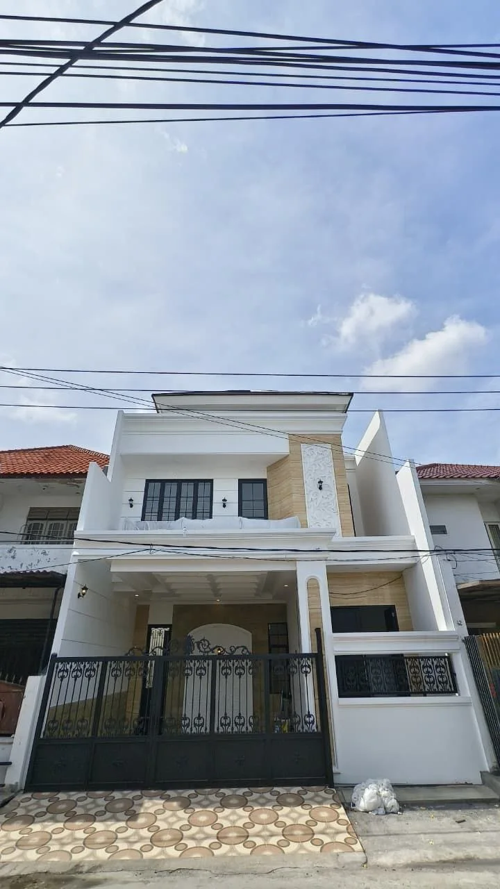Dijual Rumah Baru 2 Lantai Mewah Siap Huni di Wilayah Babatan Pantai Surabaya Timur
