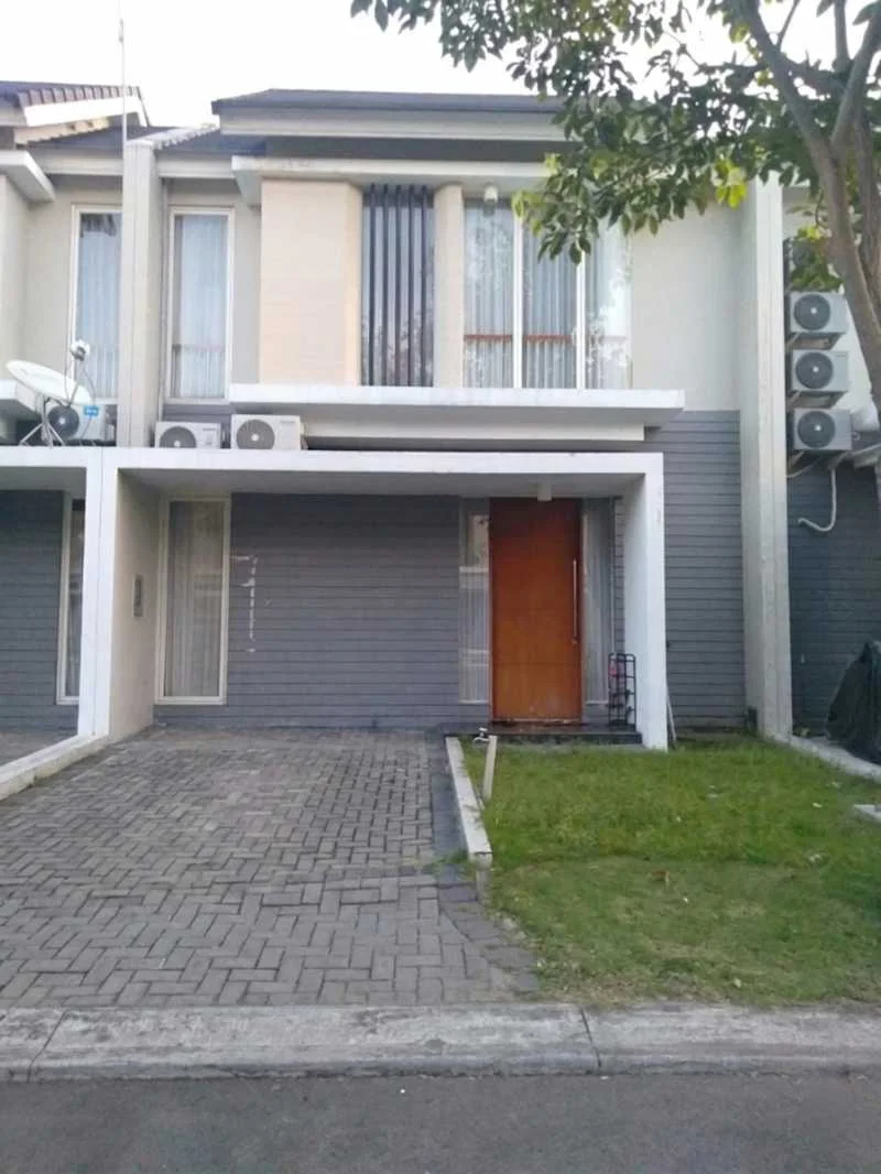 Dijual Cepat Rumah Strategis di Northwest Park Citraland Surabaya Barat
