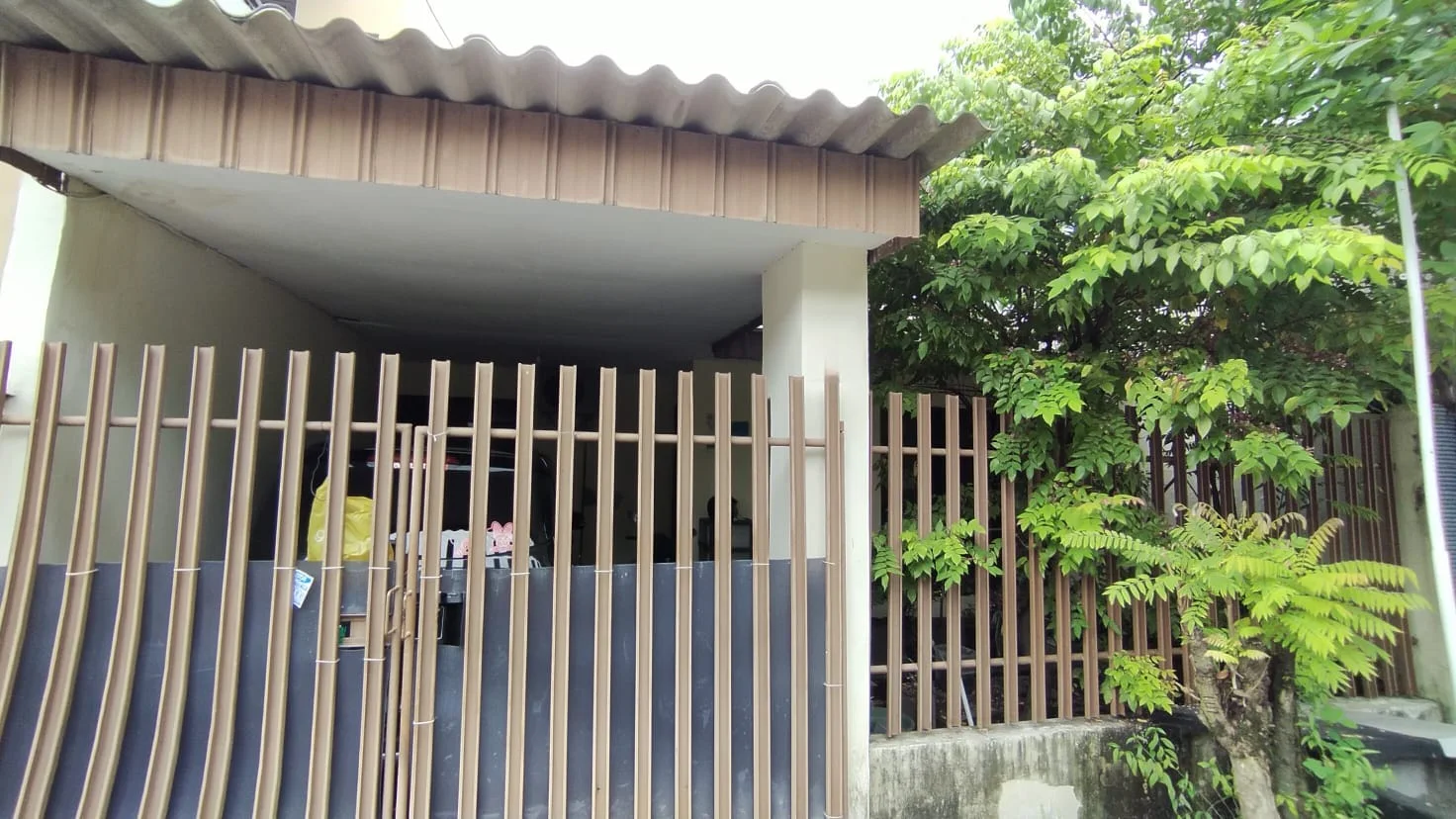 Dijual Rumah Strategis di Kutisari Indah Surabaya Selatan