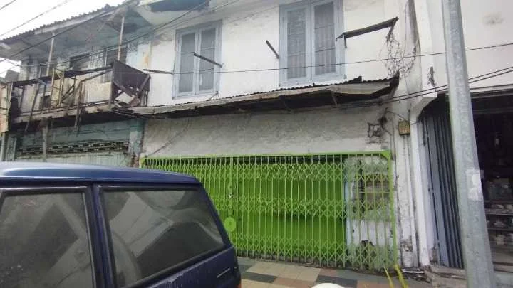 Dijual/Disewakan Ruko 2 Lantai Strategis Cocok Untuk Usaha di Jalan Bubutan Surabaya Pusat - Thumbnail 2