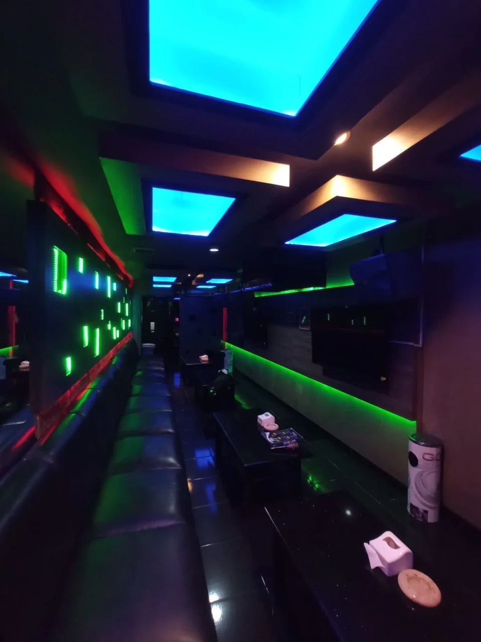 Dijual Tempat Usaha Karaoke Strategis Komersial Area di Kawasan Kusuma Bangsa Surabaya Pusat - Thumbnail 2