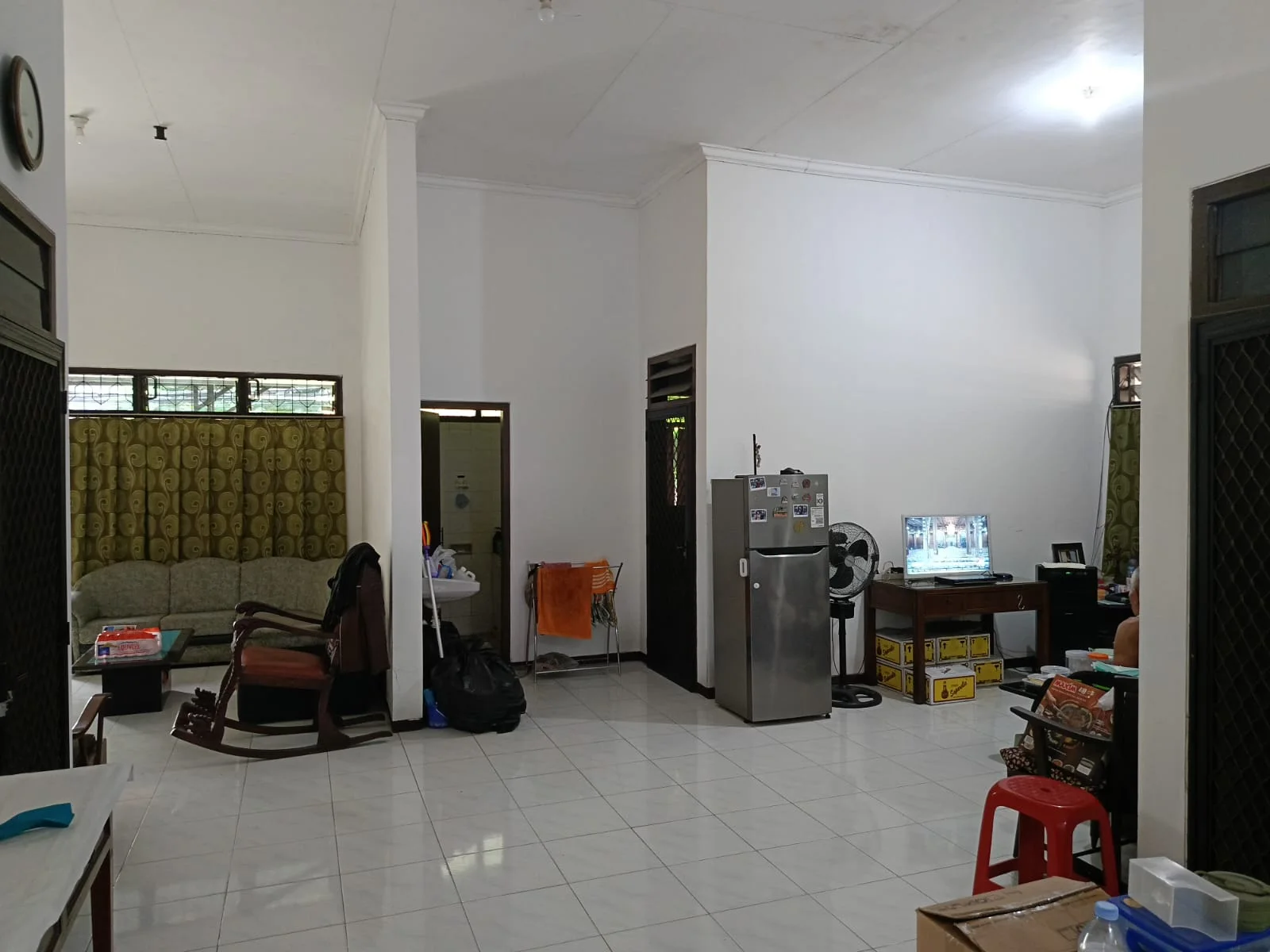 Dijual Rumah Kos Strategis Raya Tenggilis Jalan Utama di Surabaya Selatan - Thumbnail 2