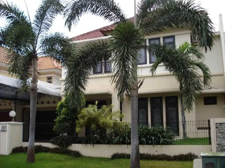 Dijual Rumah Mewah Premium Hook di Kawasan Pakuwon Vila Bukit Indah Surabaya Barat - Thumbnail 2