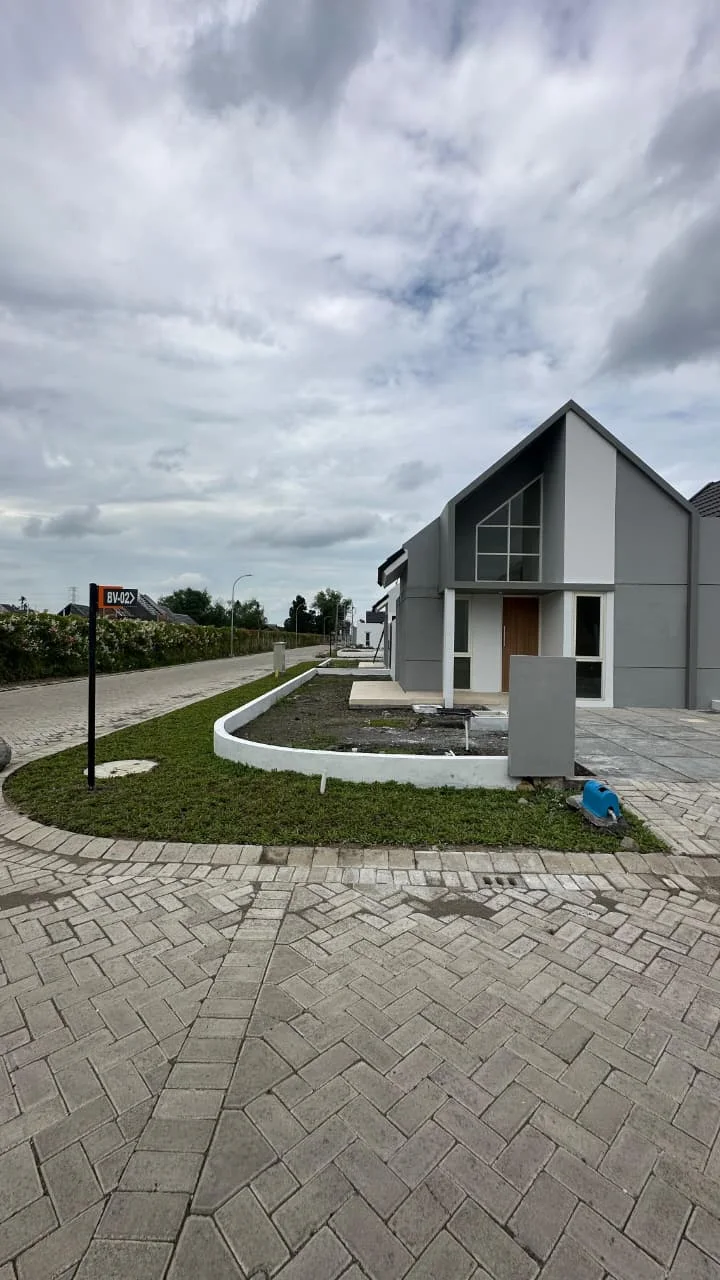 Dijual Rumah Baru Gress Hook di Perum Surya Breeze Gedangan Sidoarjo