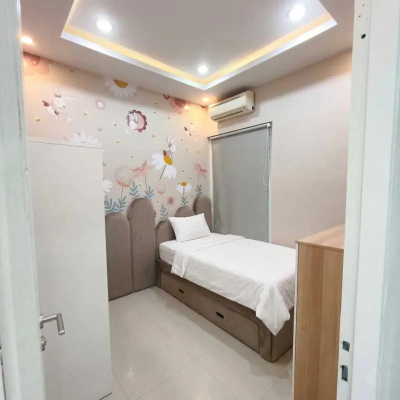Jual Rumah Baru Renovasi 2,5 Lantai di Northwest Park Citraland Surabaya Barat - Thumbnail 8